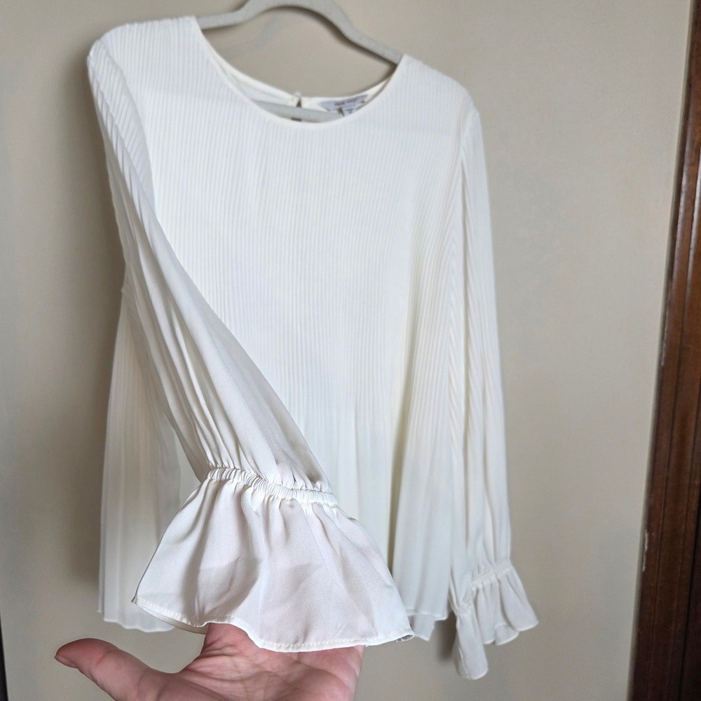 Nine West Blouse Women 1X White Top Pleated Ruffle Cuff Minimalist Feminine Work